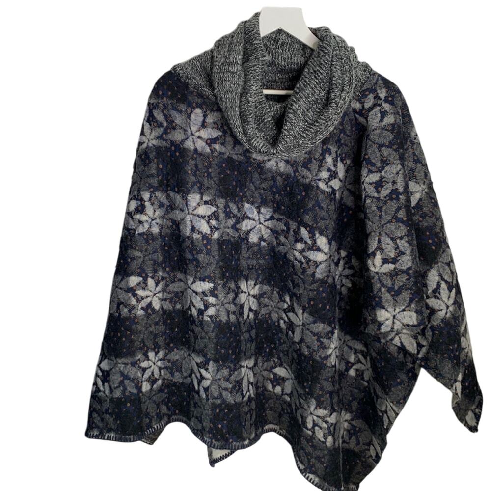 Anthropologie Wintertide Reversible Plaid Navy Blue Floral Cowl Poncho One Size